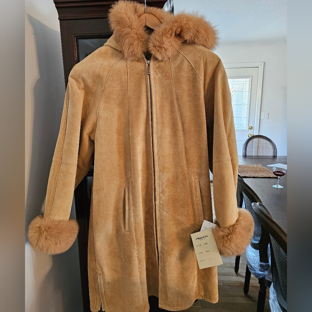 Marcia Collection Leather Fur Coat. Italian Leather, Size L, Camel Color, New